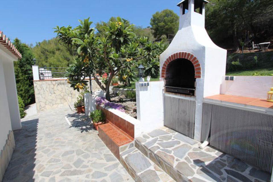 Unique opportunity to purchase a fabulous villa with stunning views