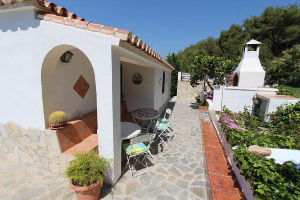 Unique opportunity to purchase a fabulous villa with stunning views