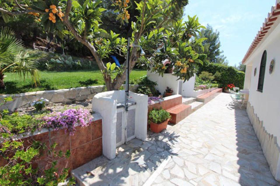 Unique opportunity to purchase a fabulous villa with stunning views