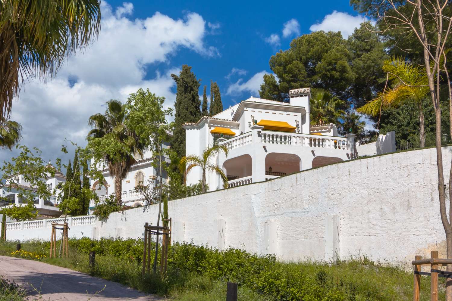 Spacious 5-Bedroom Villa with Pool and Dual Living Spaces in Nerja