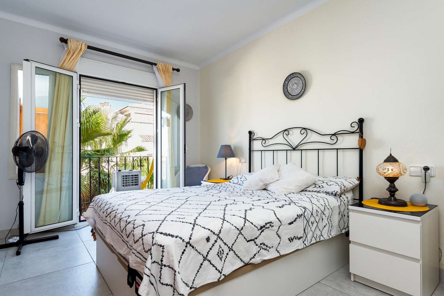 Appartement d'angle de deux chambres avec vue sur la mer à Paco Romo, Nerja