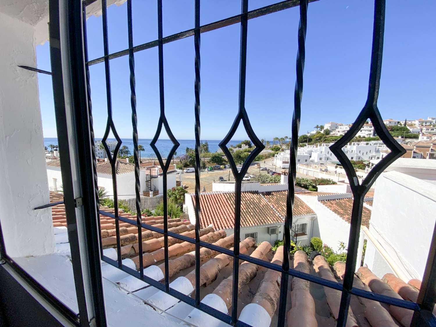 Exceptional Sea Views & Privacy in Tropicana, Nerja