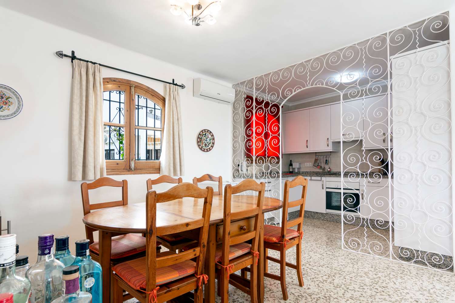 Detached Villa with Sea Views in Capistrano Village, Nerja