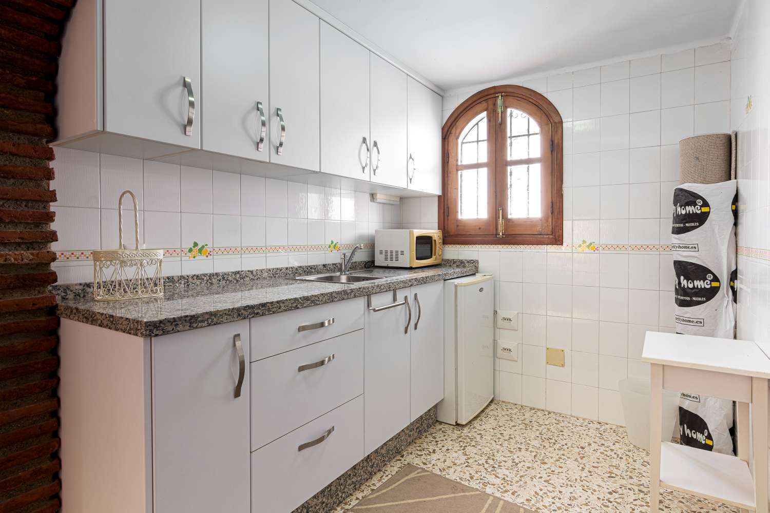 Detached Villa with Sea Views in Capistrano Village, Nerja
