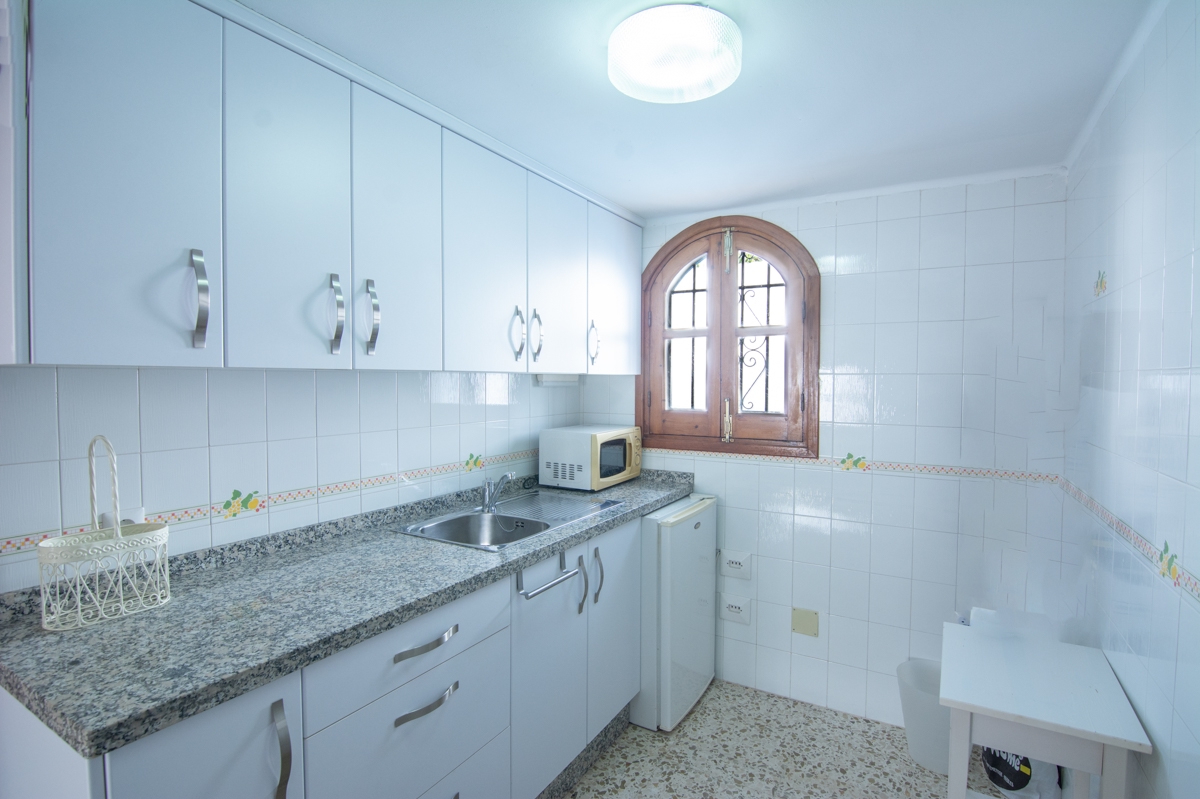 Detached Villa with Sea Views in Capistrano Village, Nerja