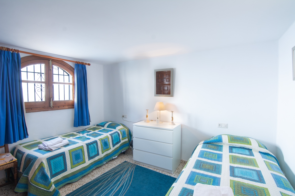 Detached Villa with Sea Views in Capistrano Village, Nerja