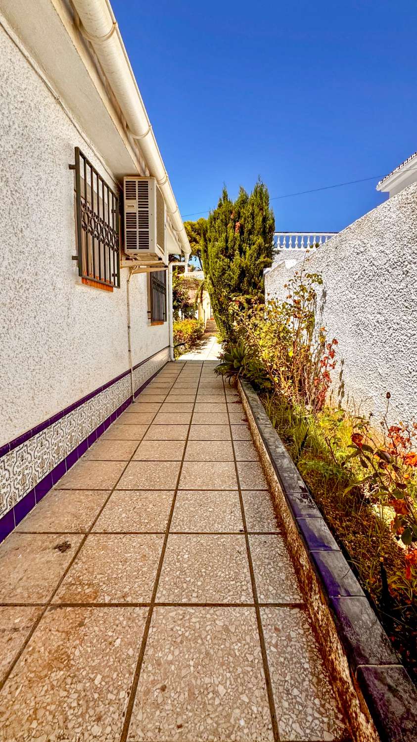 Villa zum verkauf in Capistrano (Nerja)
