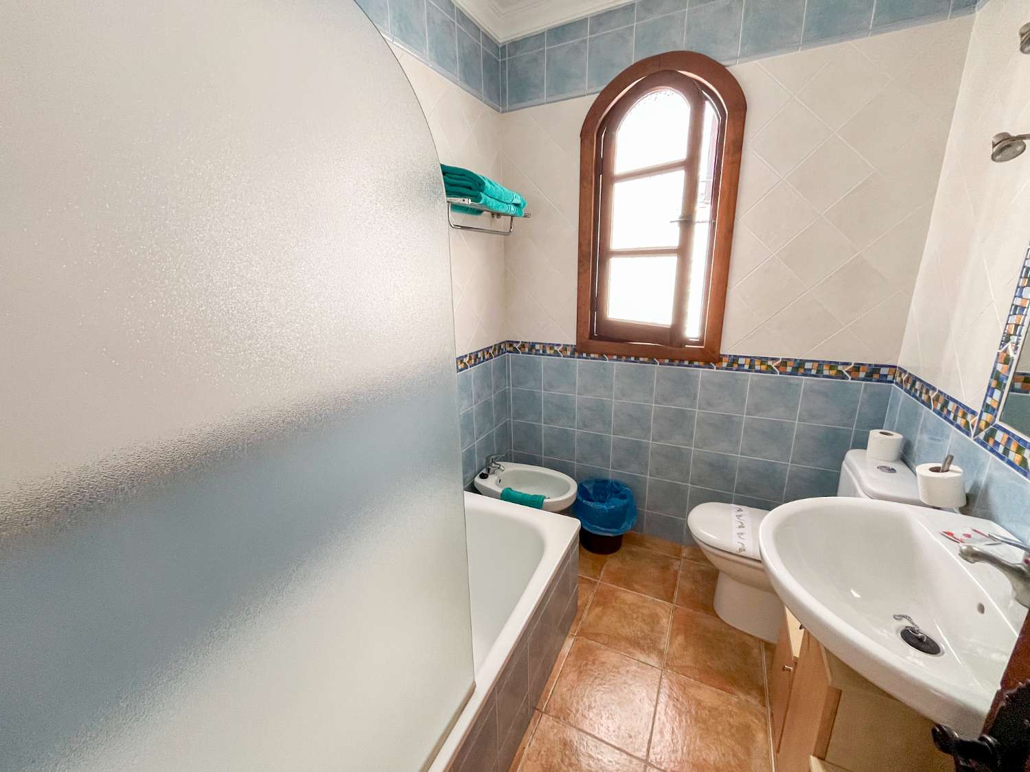 Spacious detached villa in the sought-after Capistrano Village, with the potential for two separate living spaces