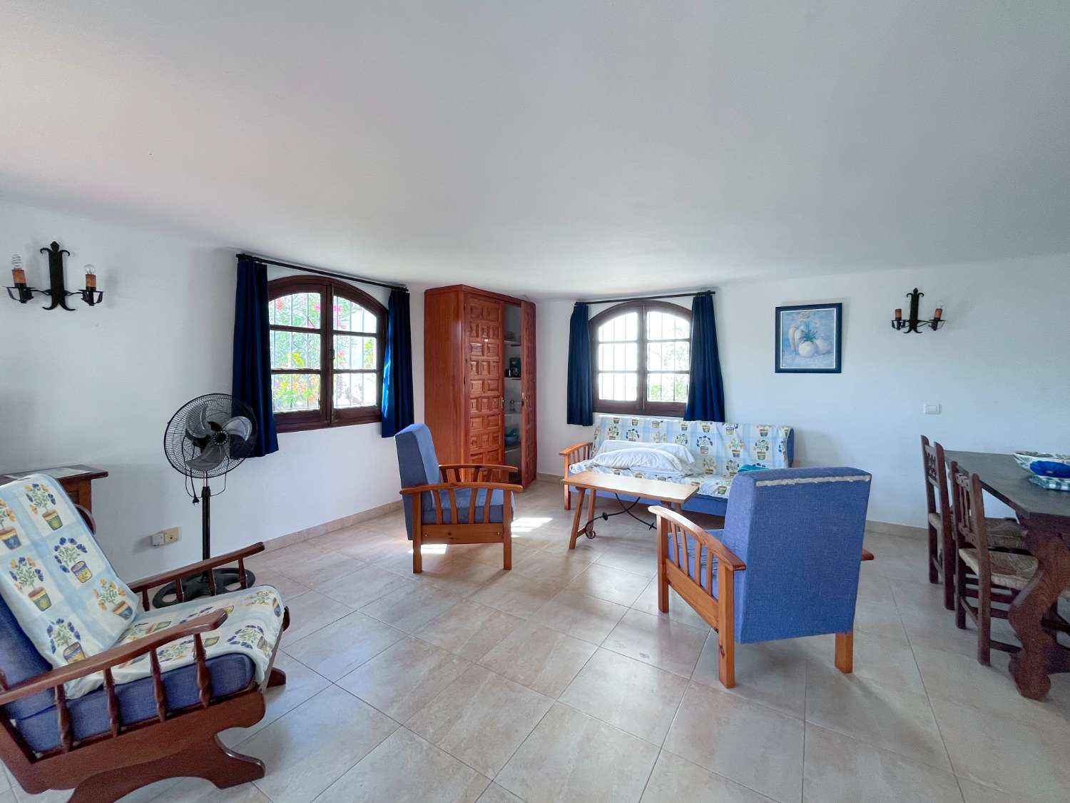 Spacious detached villa in the sought-after Capistrano Village, with the potential for two separate living spaces