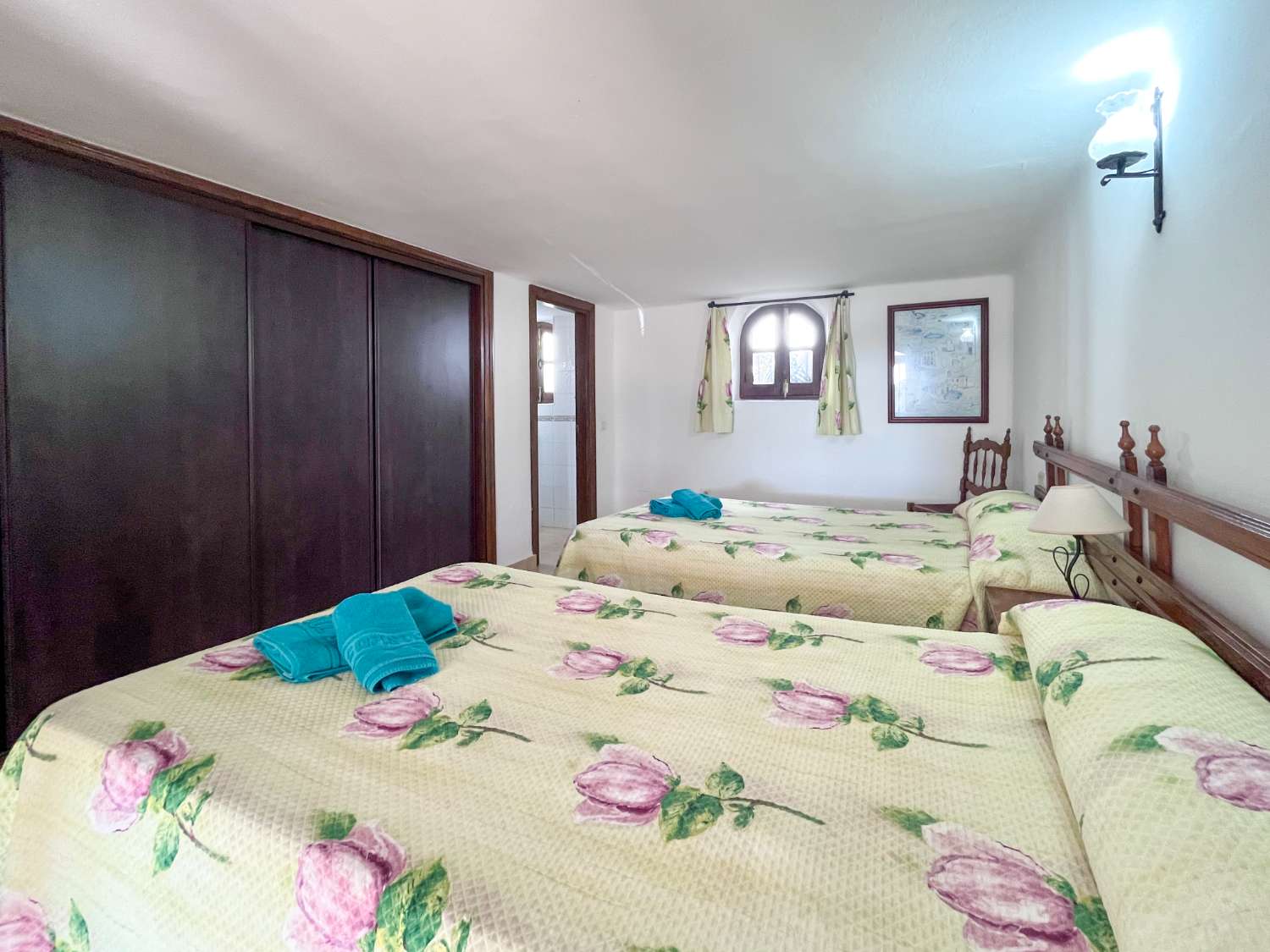 Spacious detached villa in the sought-after Capistrano Village, with the potential for two separate living spaces