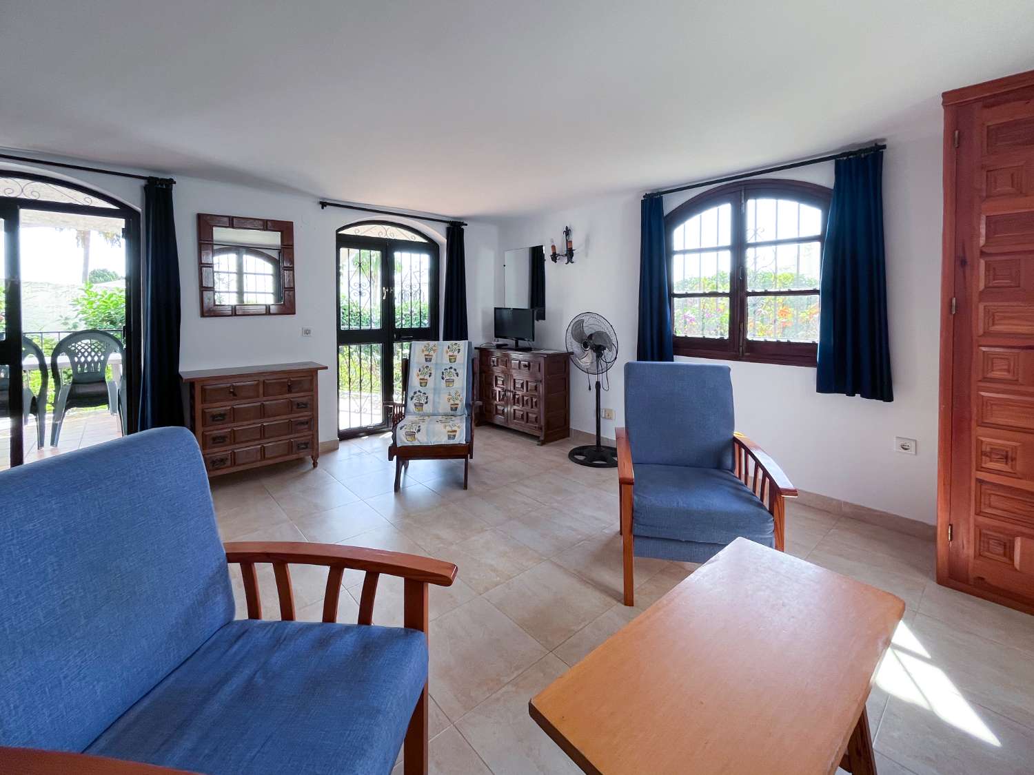 Spacious detached villa in the sought-after Capistrano Village, with the potential for two separate living spaces