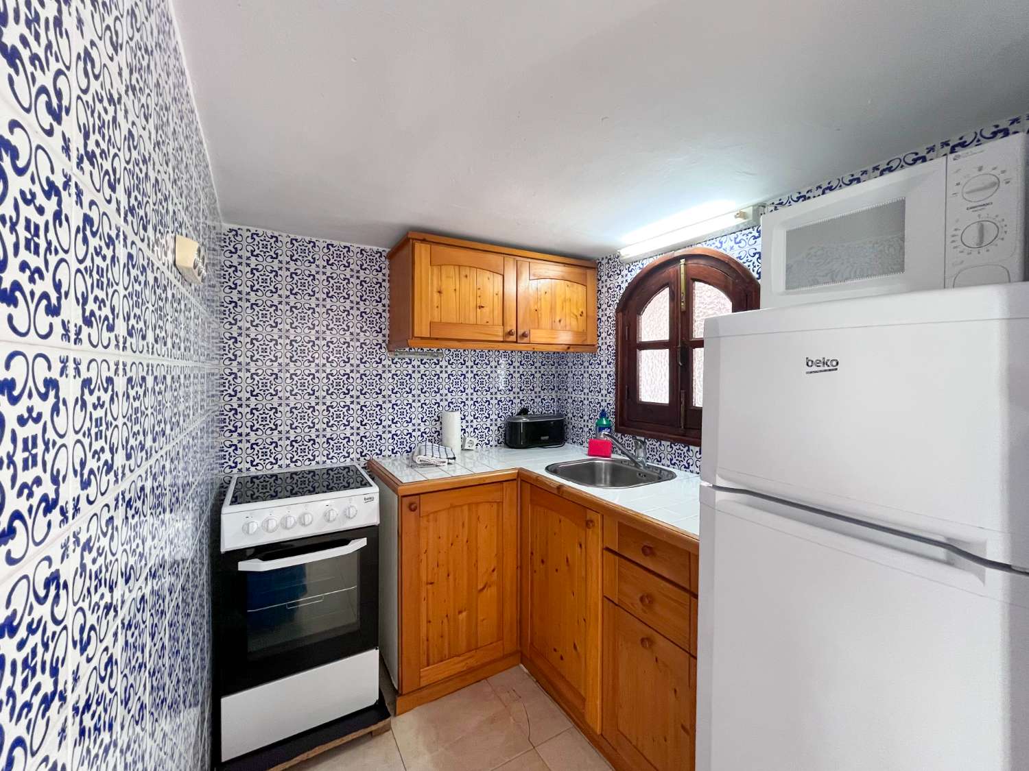 Spacious detached villa in the sought-after Capistrano Village, with the potential for two separate living spaces