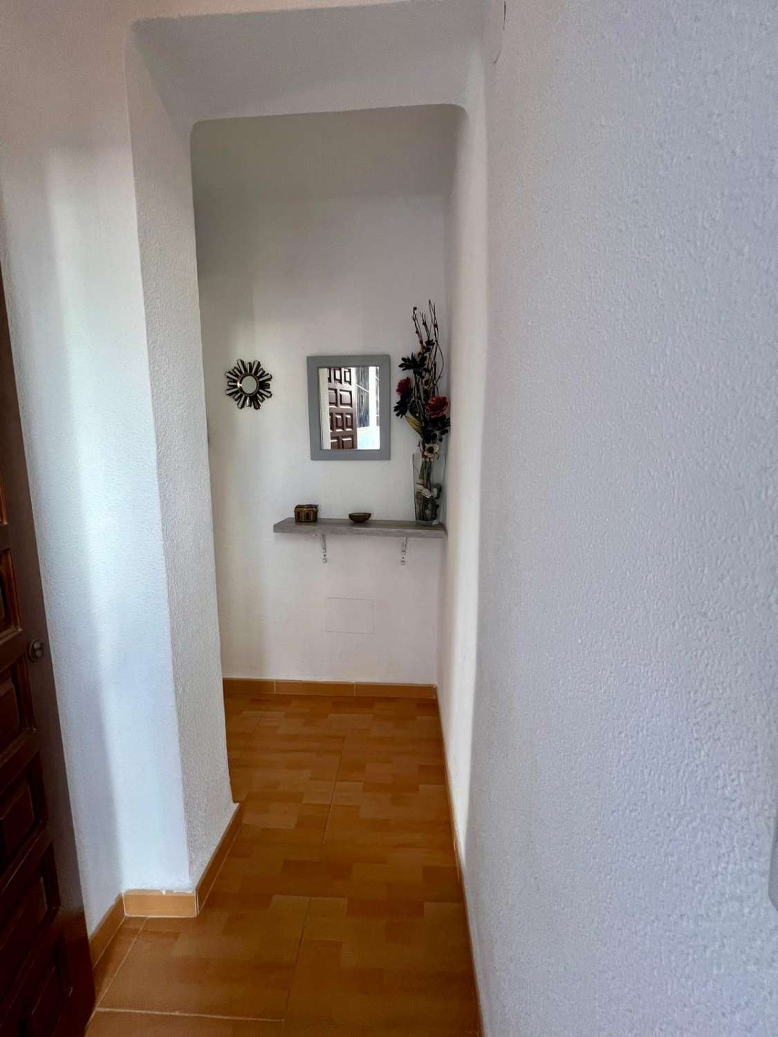 Charming 2-Bedroom Apartment in Edificio Miami, Nerja – Steps from Burriana Beach