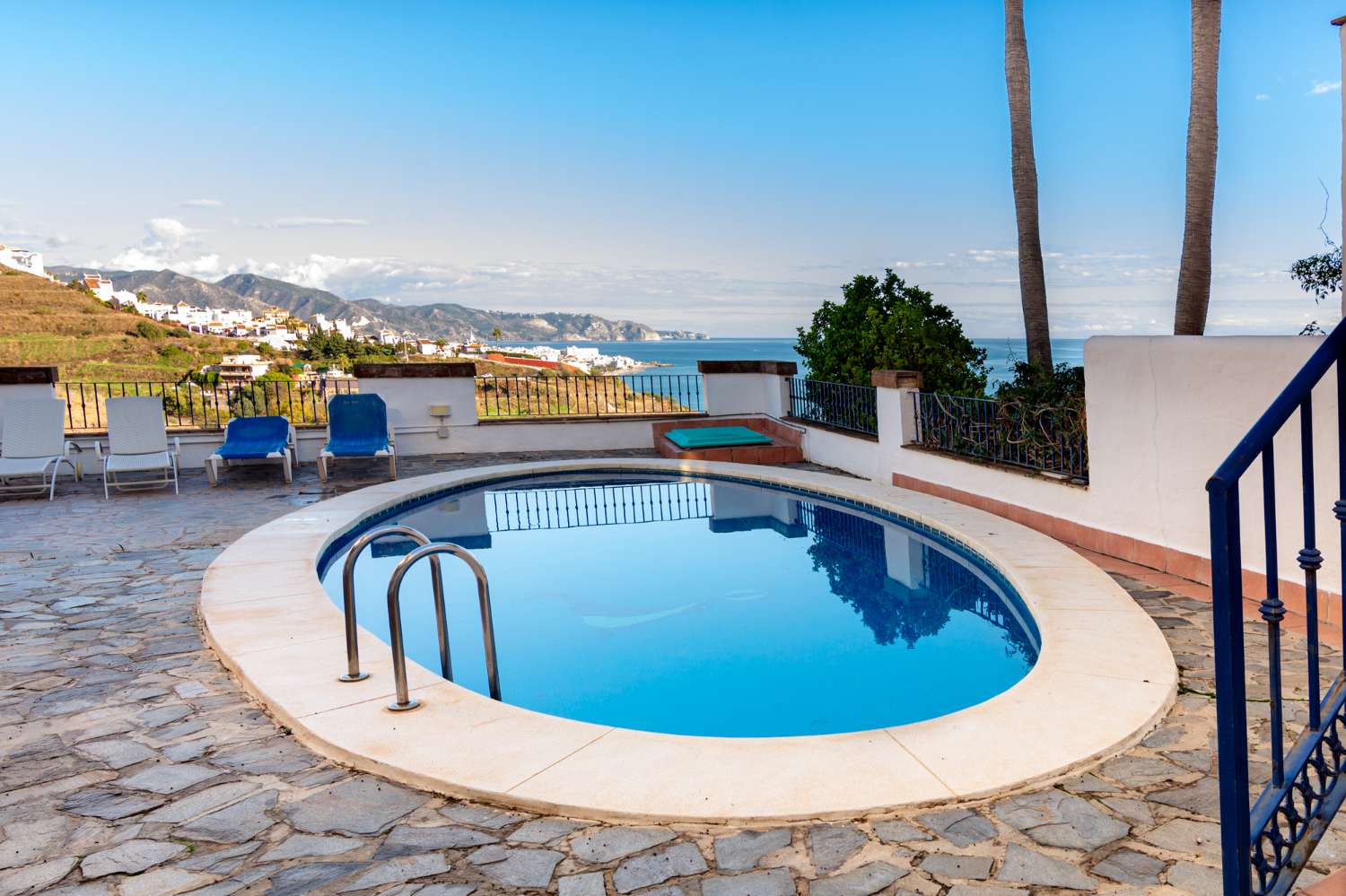 Villa te koop in El Peñoncillo (Torrox)