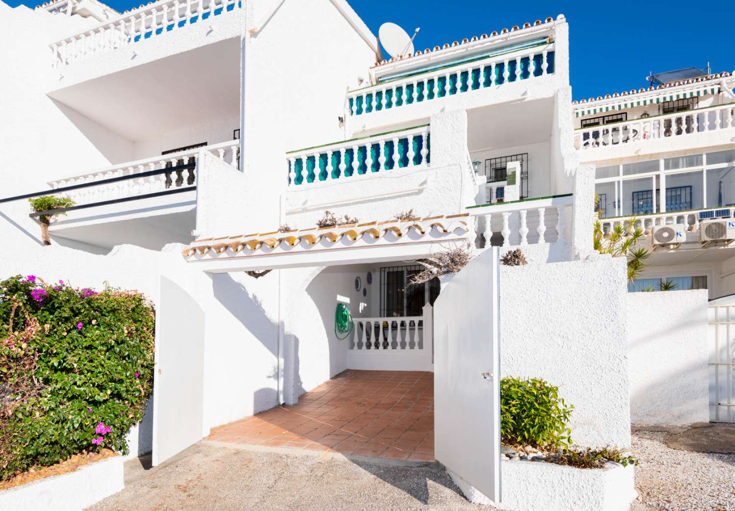 Huis te koop in El Algarrobo, Nerja