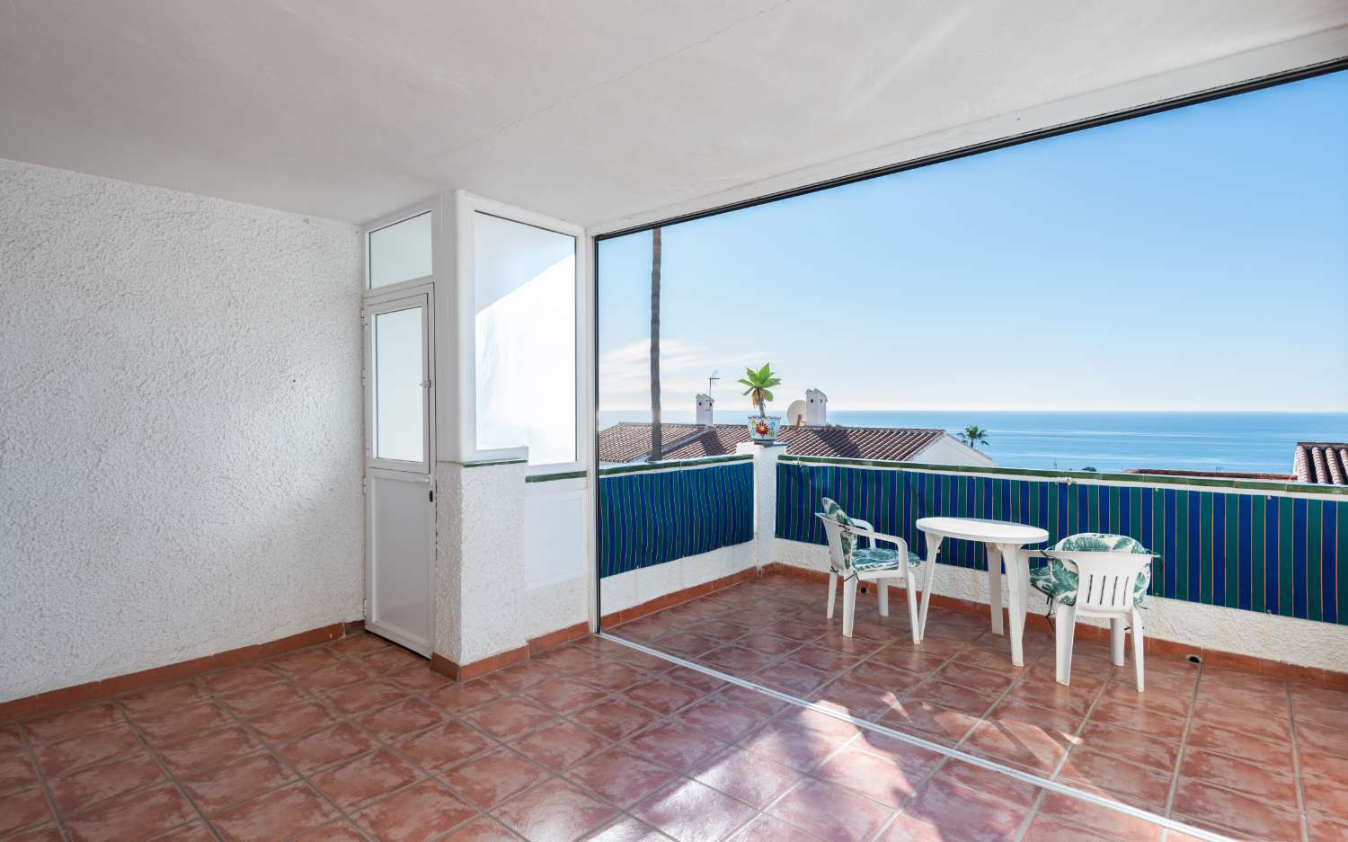 Hus till salu i Nerja, Urb. El Algarrobo