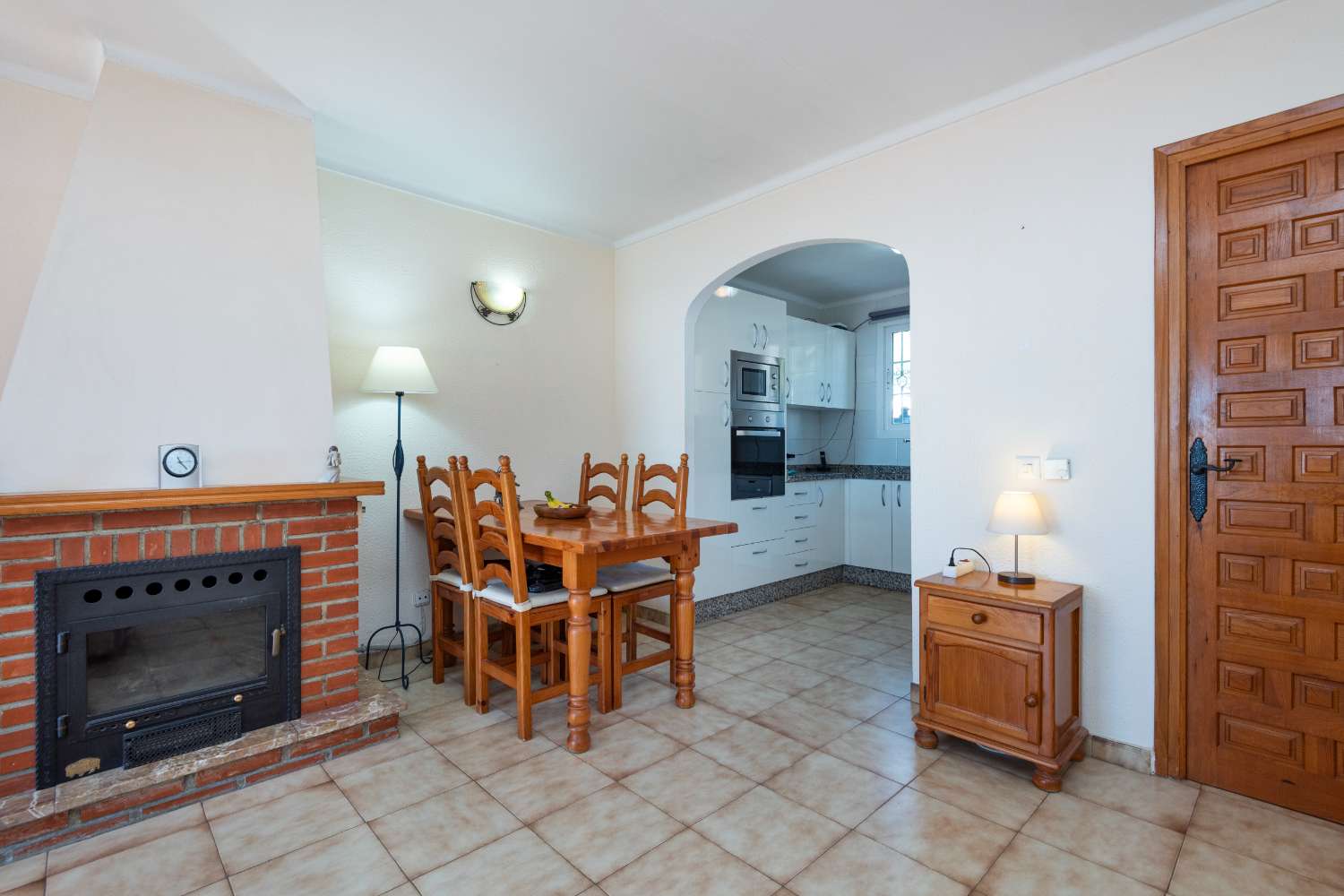 Hus till salu i Nerja, Urb. El Algarrobo