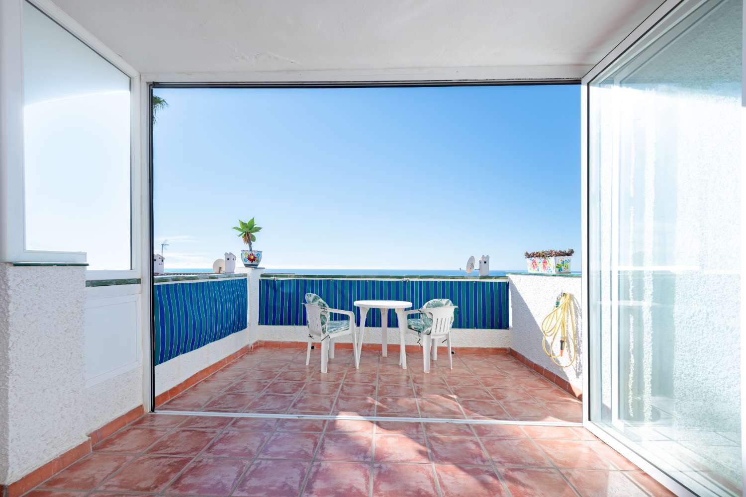 Hus till salu i Nerja, Urb. El Algarrobo