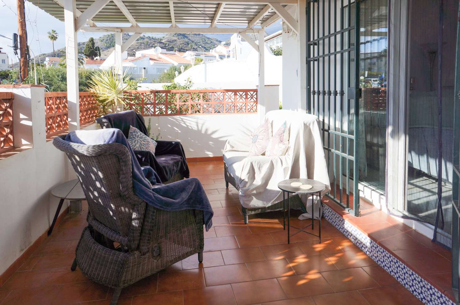 Detached villa with private pool in Maro