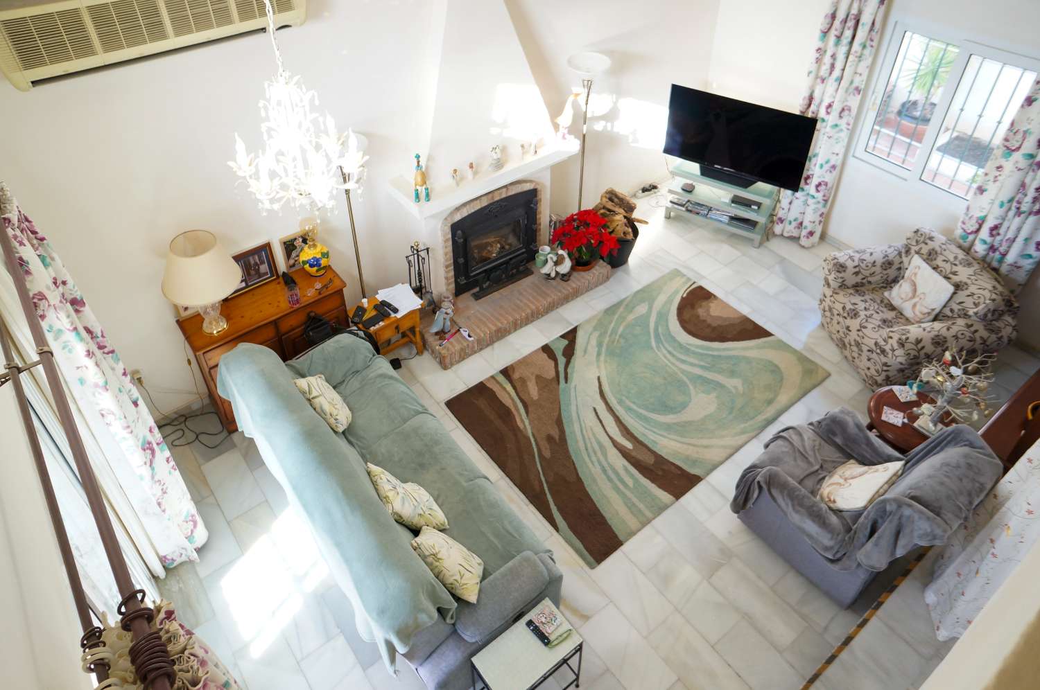 Detached villa with private pool in Maro