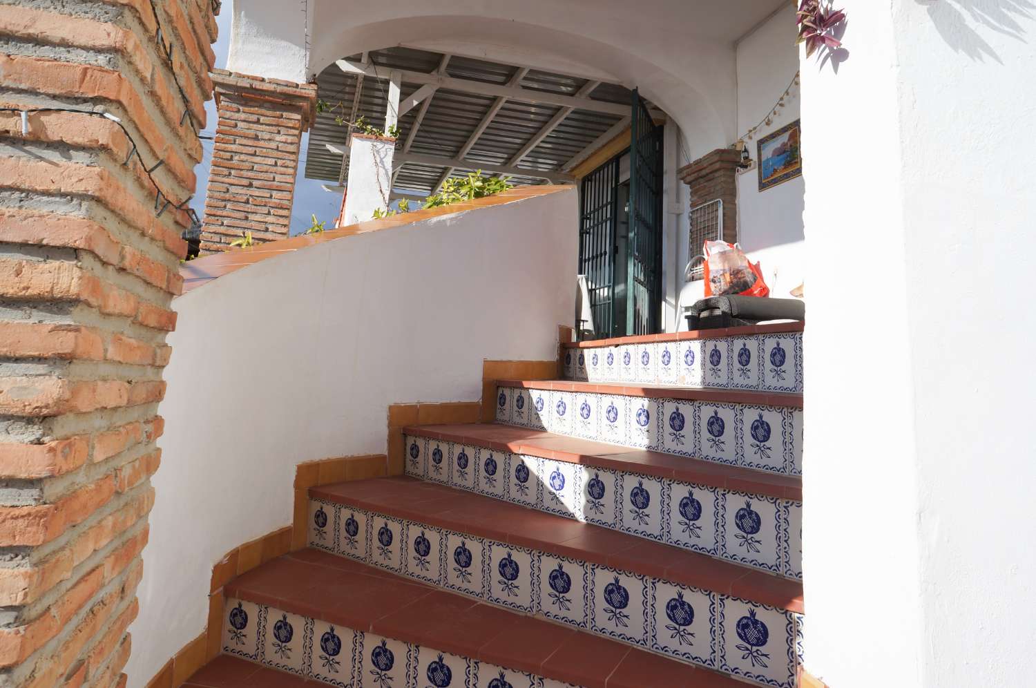 Detached villa with private pool in Maro