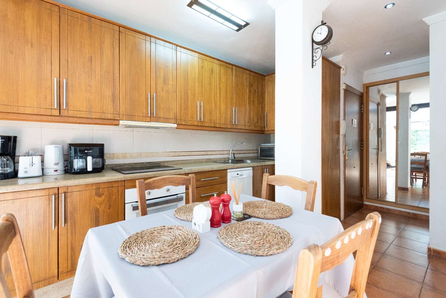 Apartamento en última planta en venta en Nerja, zona playa de Burriana