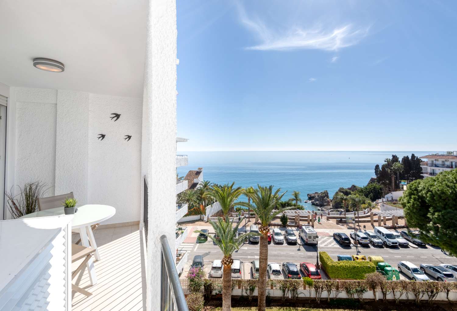 Immaculate, Recently Renovated Apartment in a Highly Sought-After Building