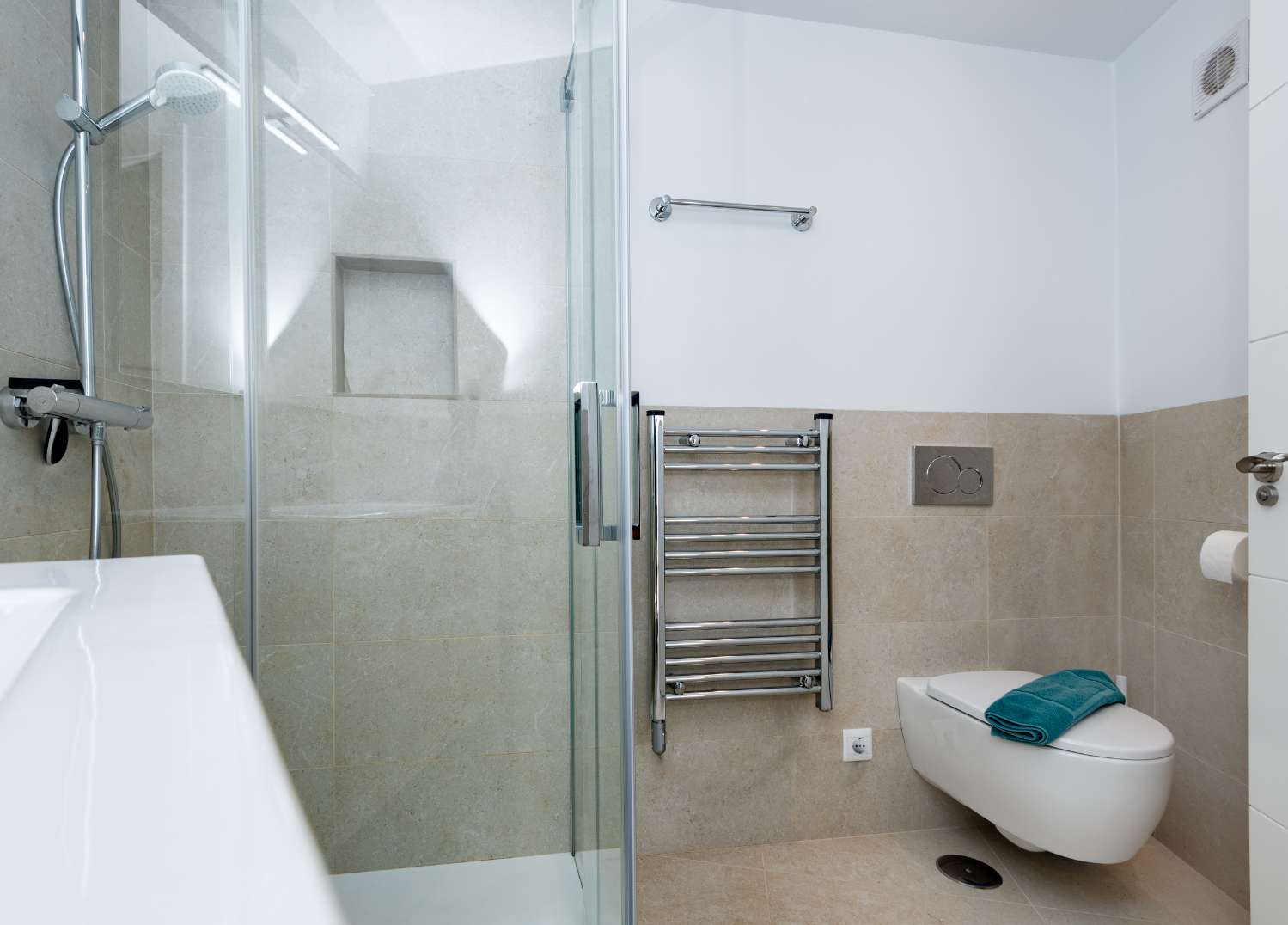 Immaculate, Recently Renovated Apartment in a Highly Sought-After Building