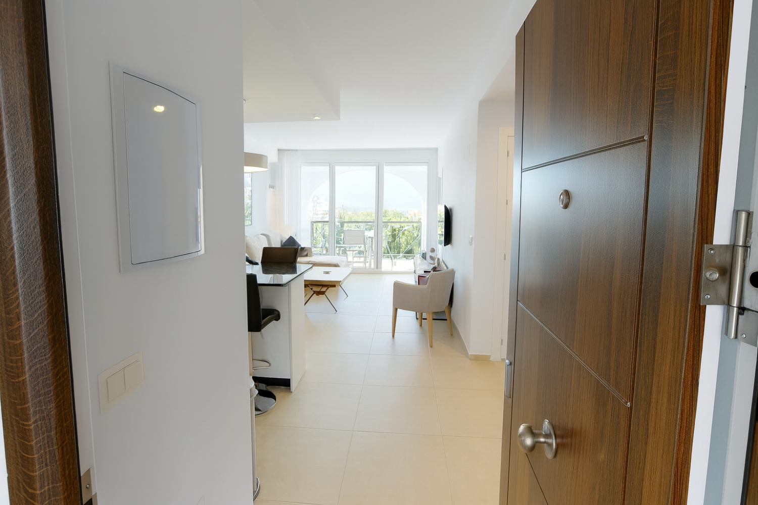 Immaculate, Recently Renovated Apartment in a Highly Sought-After Building