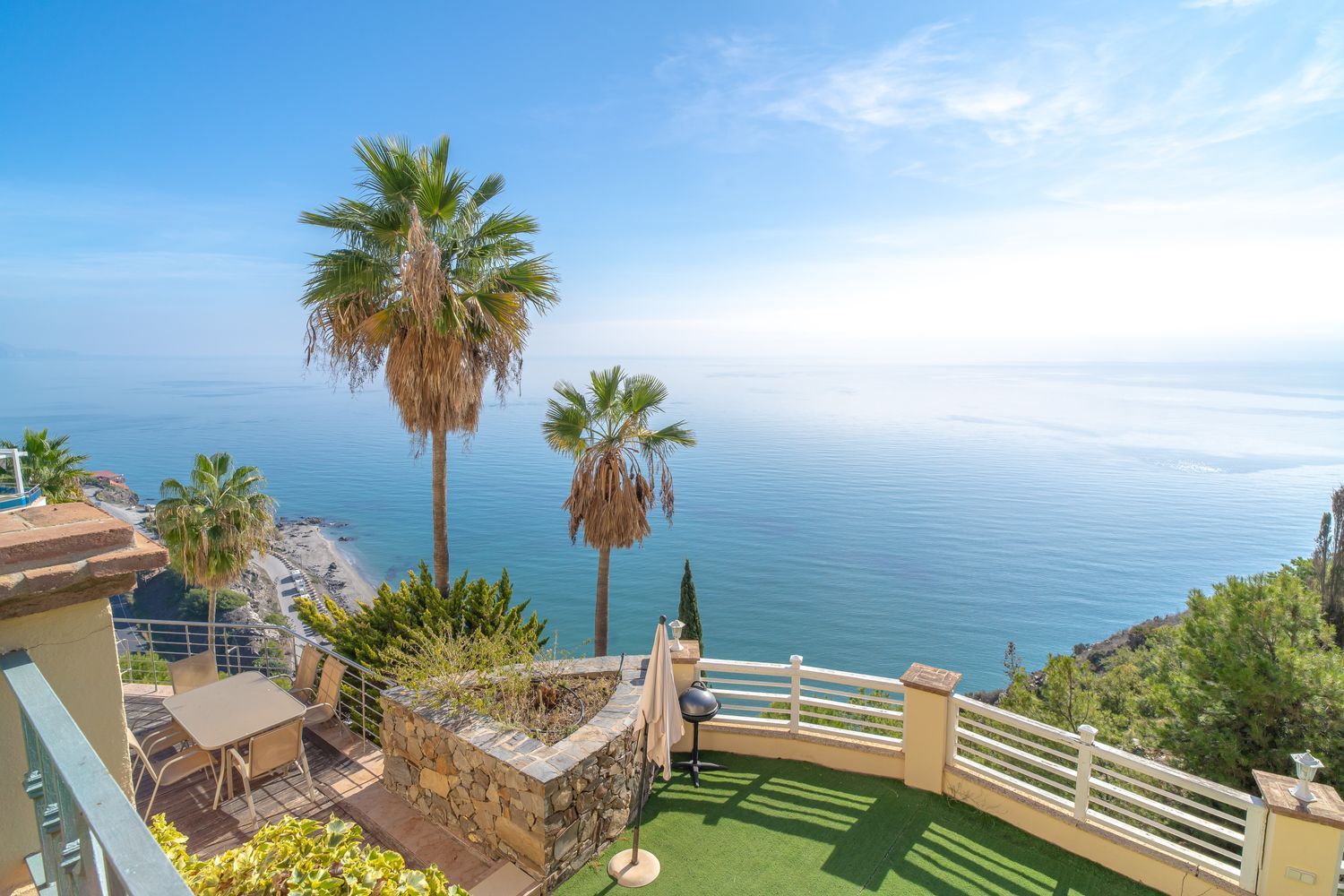 Stunning 2-Bedroom Apartment with Panoramic Sea Views in Tamango Hills