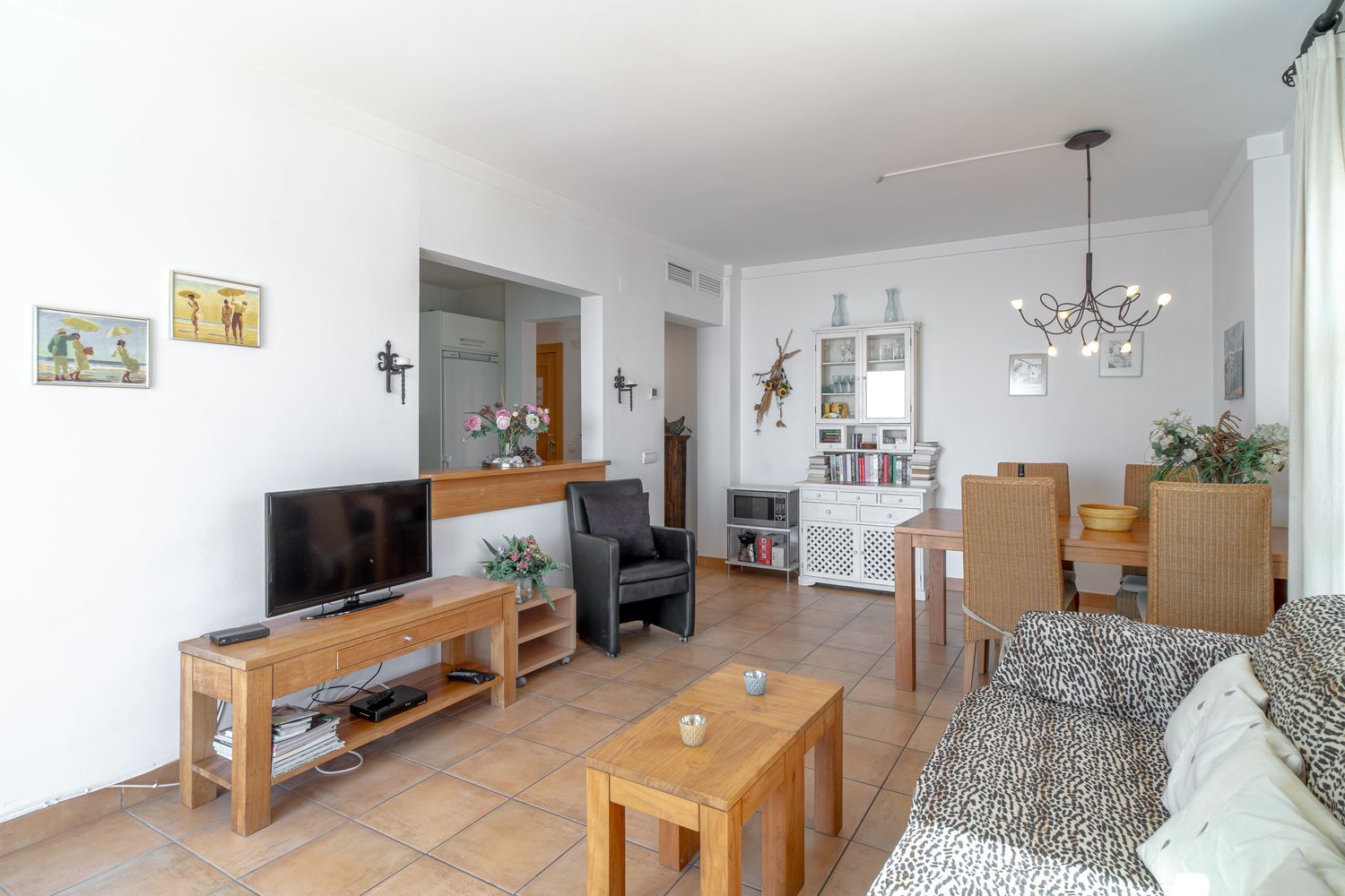 Stunning 2-Bedroom Apartment with Panoramic Sea Views in Tamango Hills