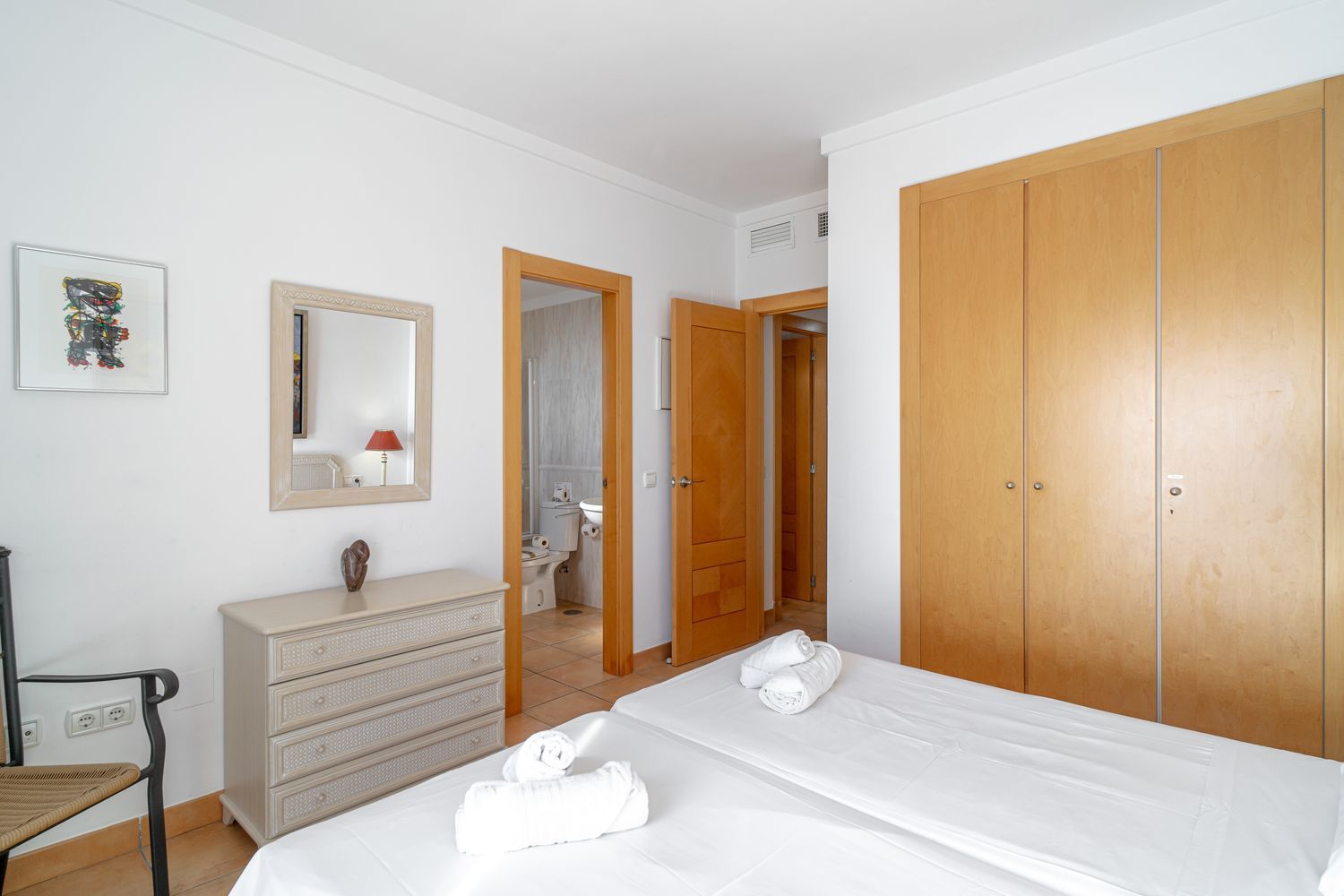 Stunning 2-Bedroom Apartment with Panoramic Sea Views in Tamango Hills