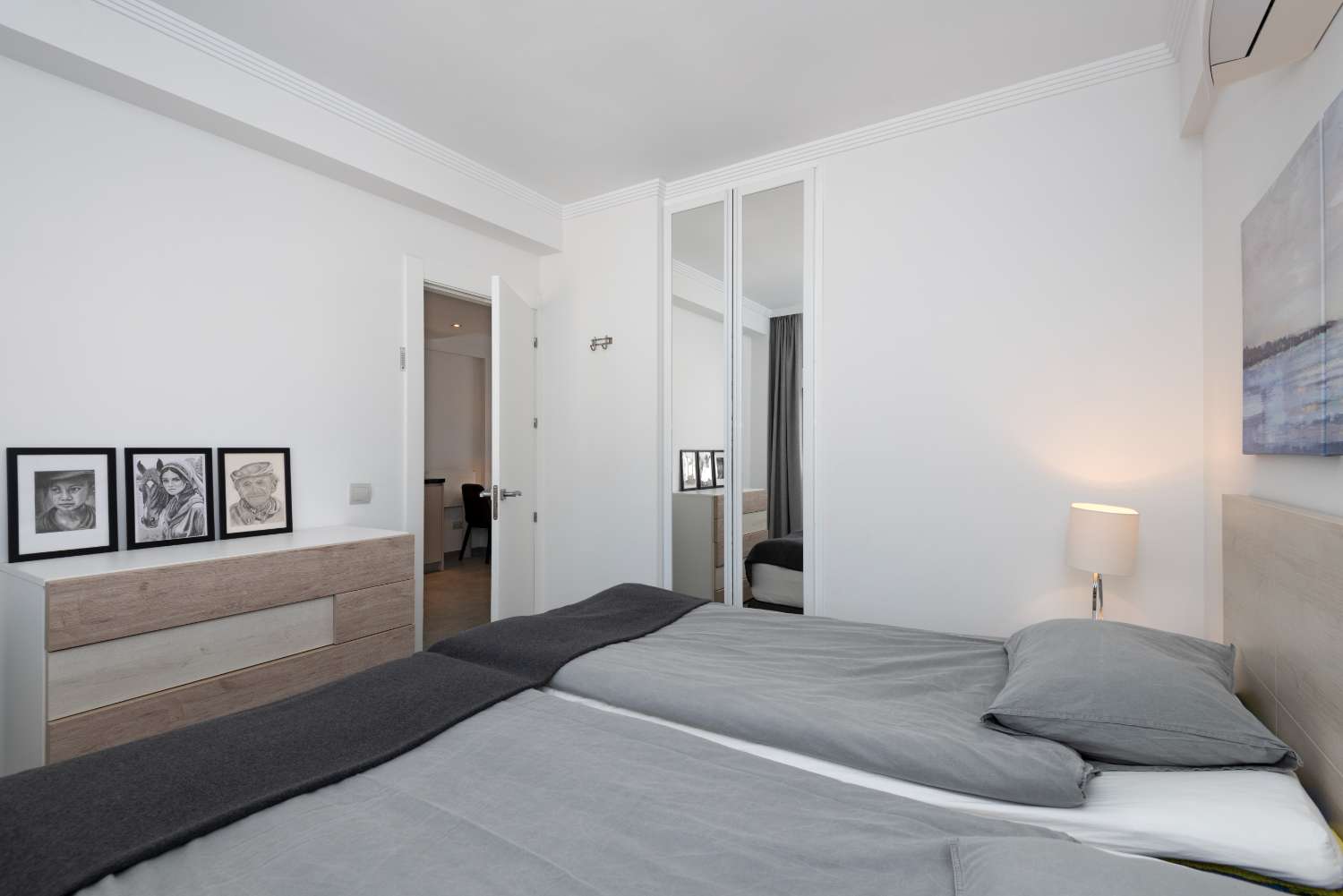 Makellose, kürzlich renovierte Wohnung in einem sehr begehrten Gebäude