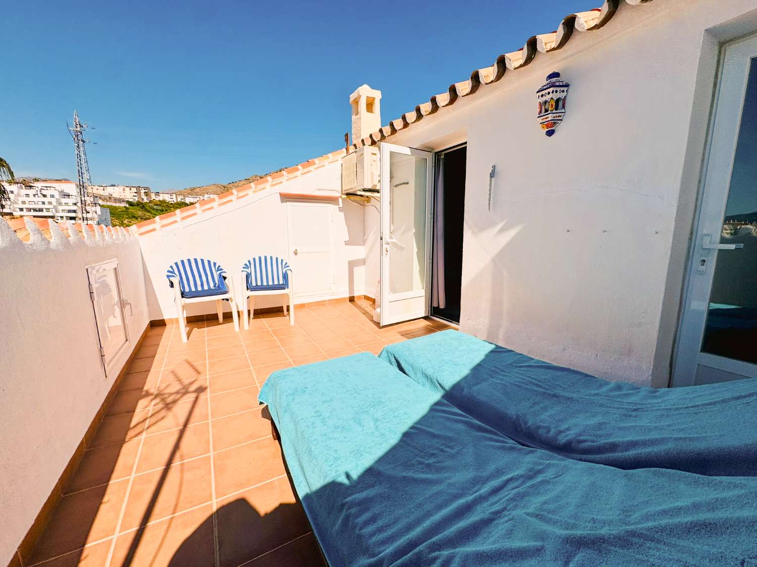 Apartamento dúplex en venta en La Rosas, Nerja