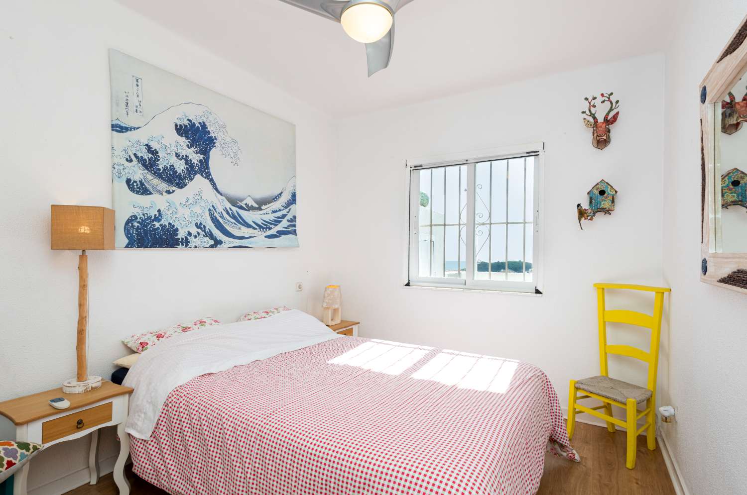 Leilighet til salgs med flott havutsikt beliggende i La Noria Nerja