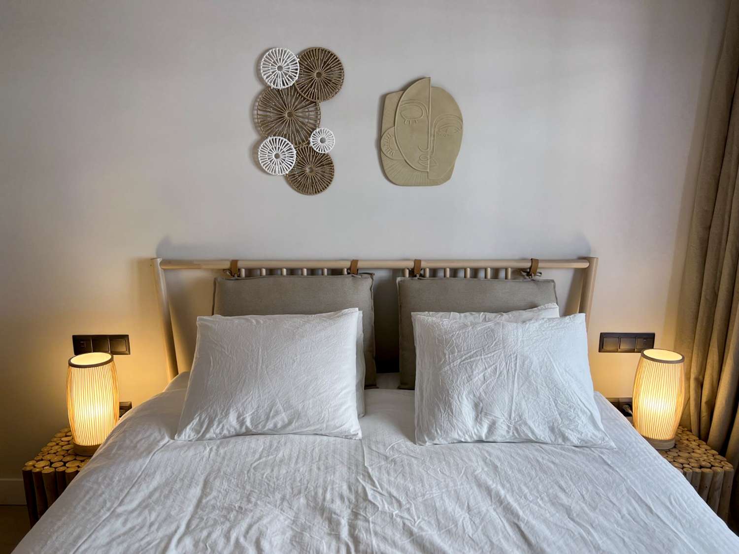 Prachtig gerenoveerd appartement met zeezicht in het hart van Nerja.