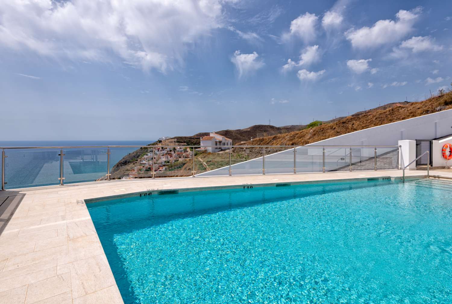 Newly built duplex apartment with great sea views