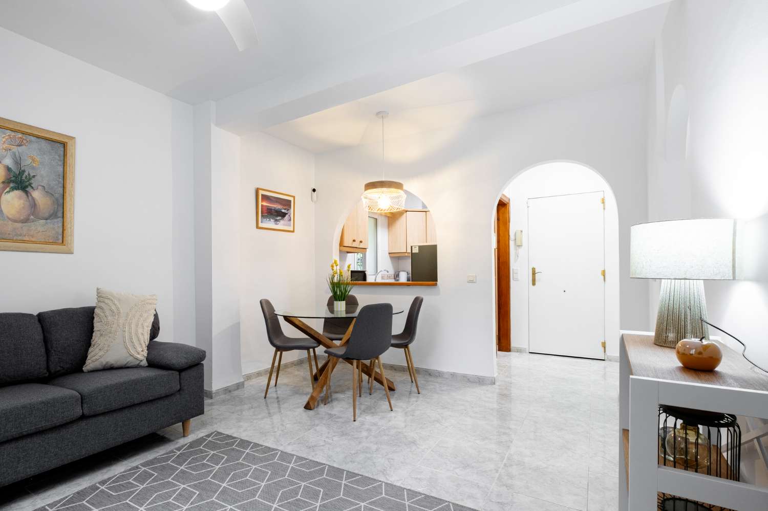 Appartement de plain-pied bien entretenu, à proximité de la plage de Burriana