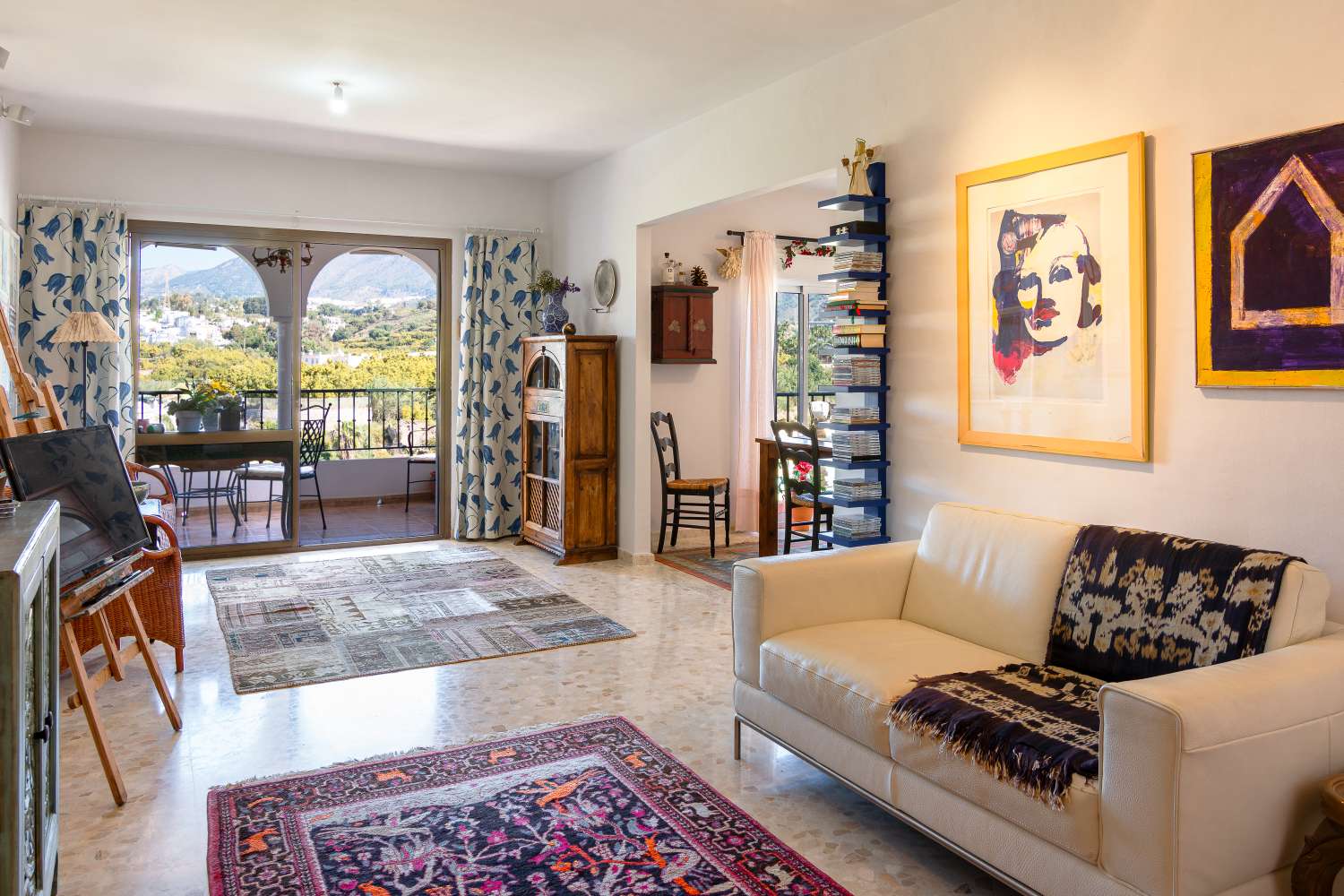 Bright Penthouse with Private Roof Terrace & Open Views in Nerja