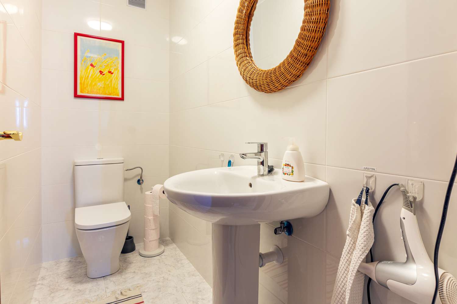 Bright Penthouse with Private Roof Terrace & Open Views in Nerja