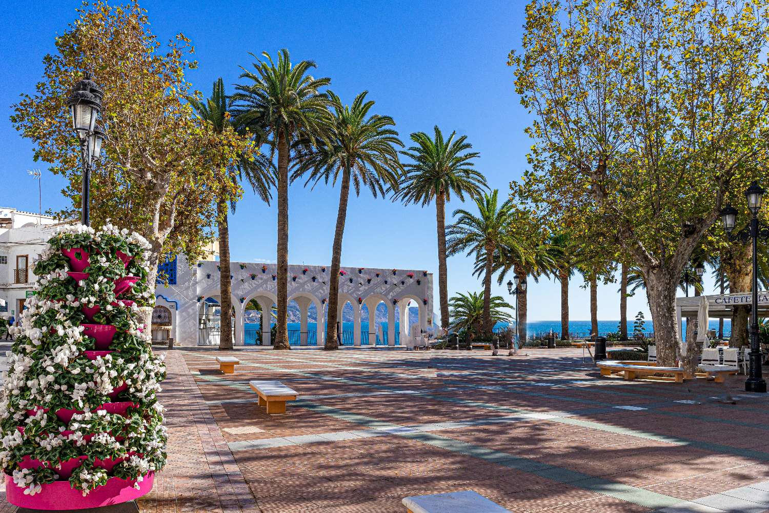 Apartment mit Meerblick in bester Parador-Lage – Edificio Acapulco, Nerja