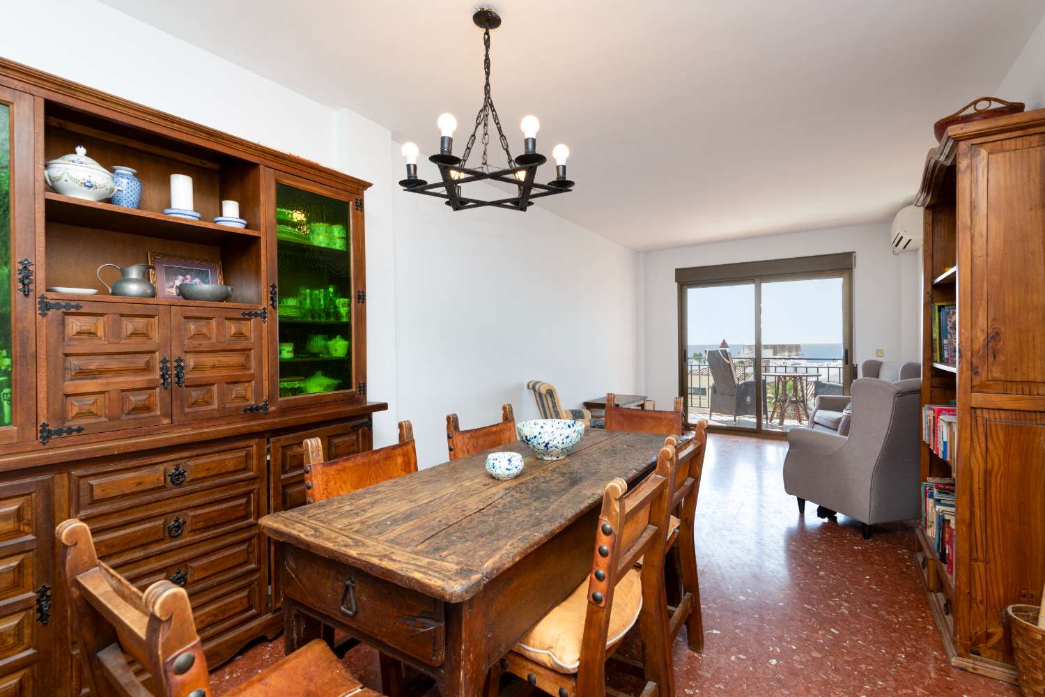 Apartment mit Meerblick in bester Parador-Lage – Edificio Acapulco, Nerja