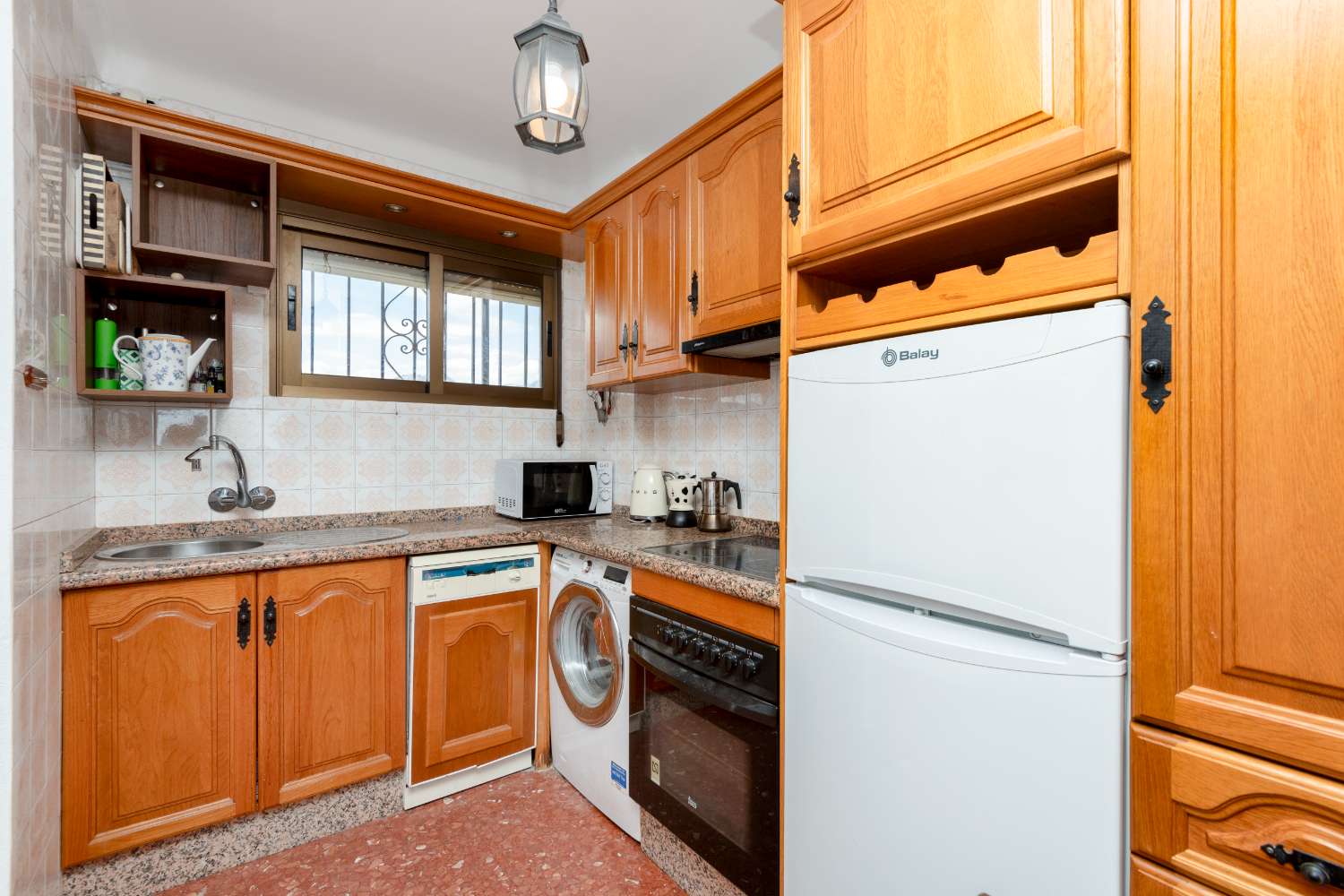 Apartment mit Meerblick in bester Parador-Lage – Edificio Acapulco, Nerja