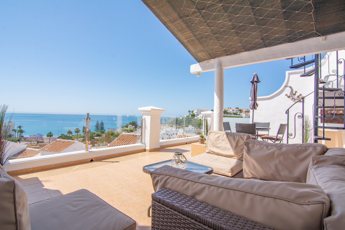 Fantastisk villa med 4 sovrum, privat pool och panoramautsikt över havet i Tropicana