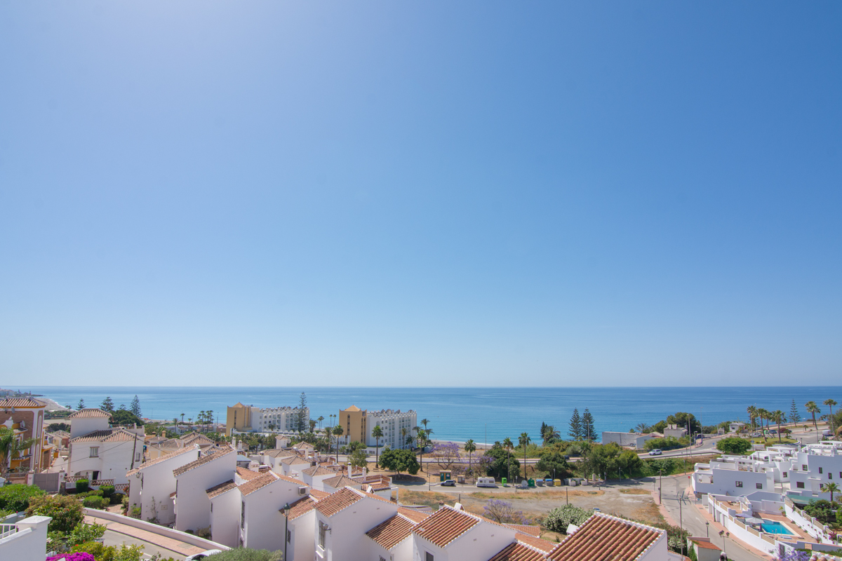 Fantastisk villa med 4 sovrum, privat pool och panoramautsikt över havet i Tropicana