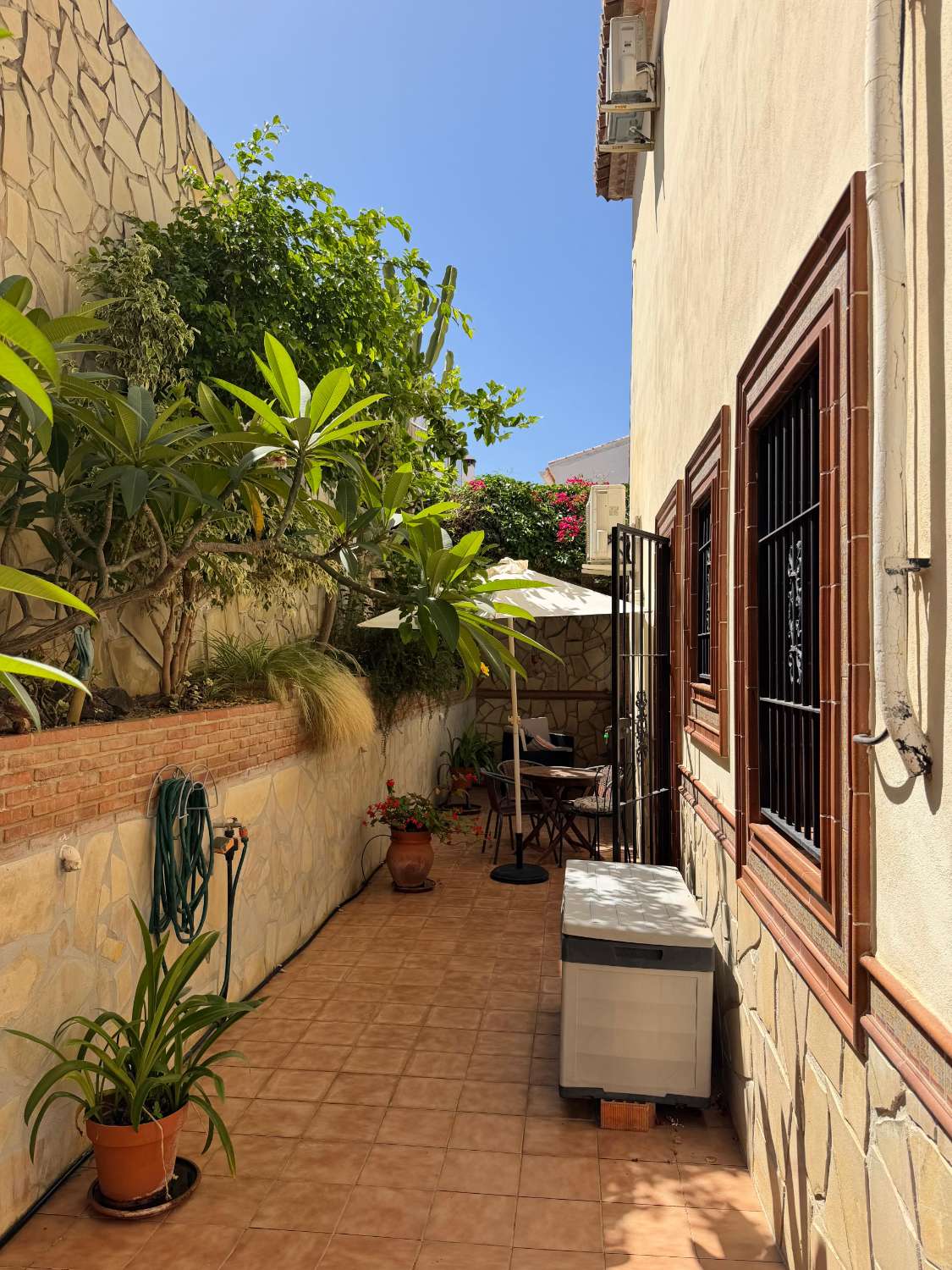 Haus zum verkauf in Avda Pescia (Nerja)