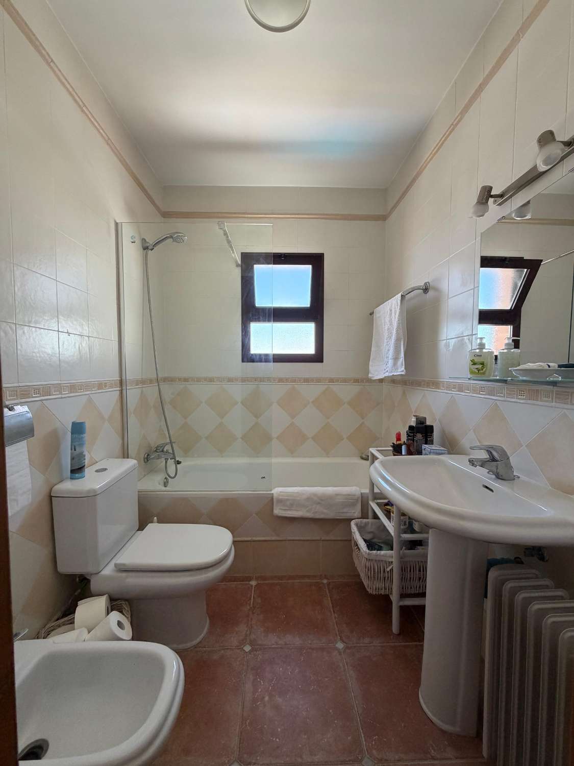 Haus zum verkauf in Avda Pescia (Nerja)