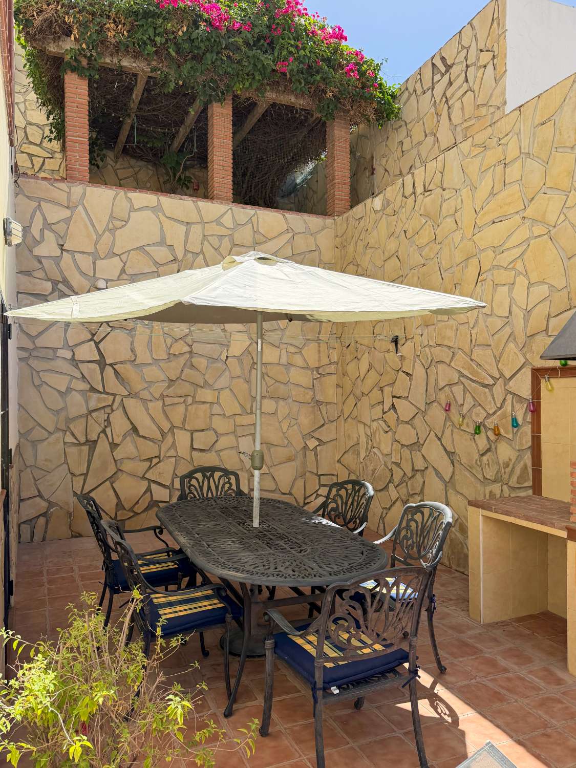 Detached Villa with Private Pool & Guest Apartment in La Noria, Nerja