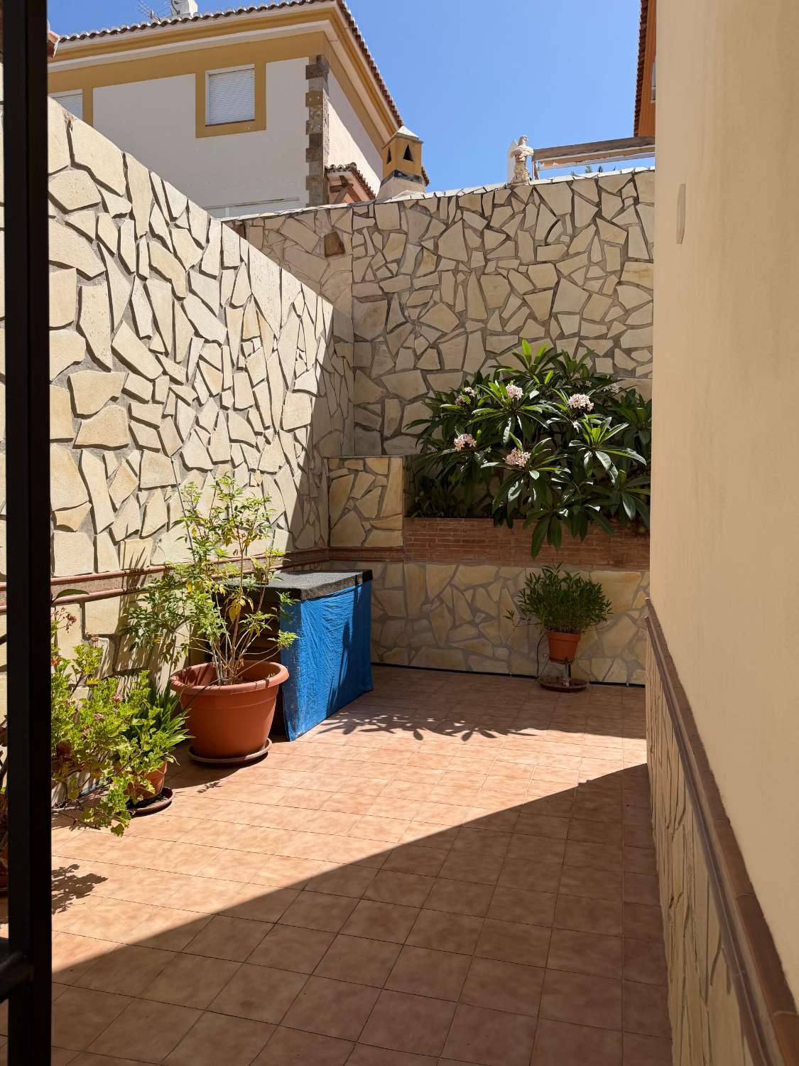 Haus zum verkauf in Avda Pescia (Nerja)