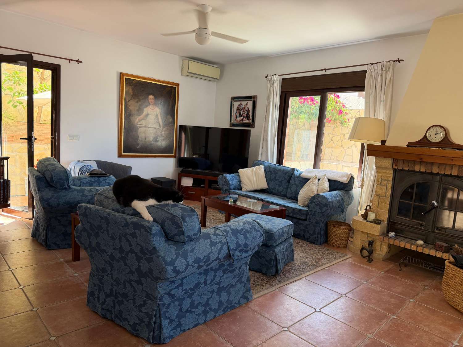 Haus zum verkauf in Avda Pescia (Nerja)